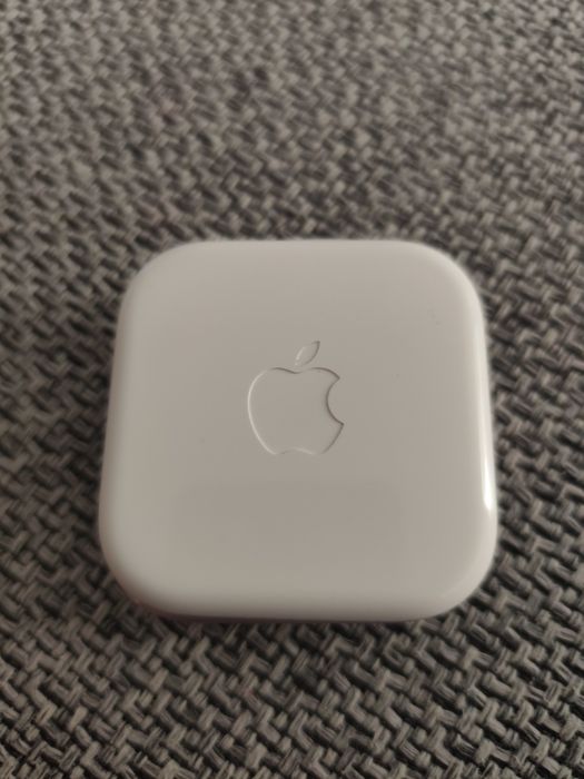 Apple EarPods com conector Lightning