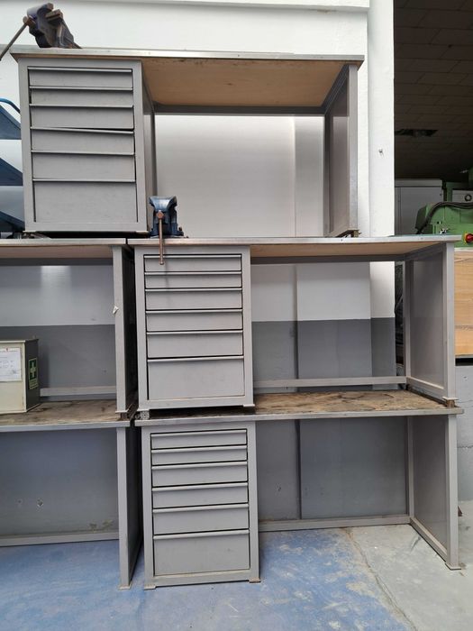 Bancada de trabalho com torno #G298