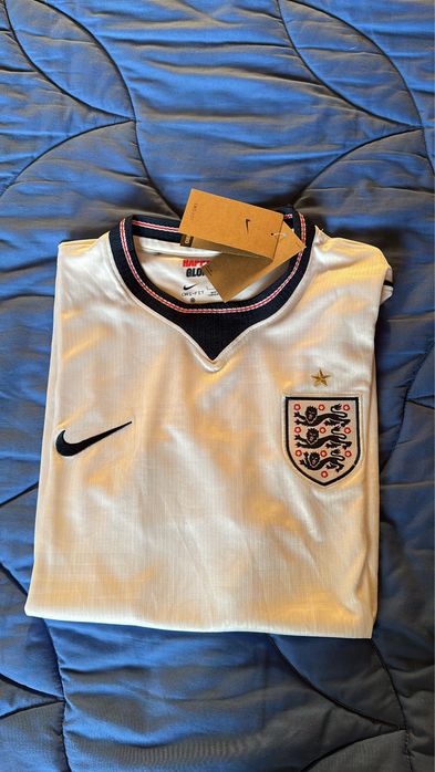 Camisola inglaterra 26/27 stock