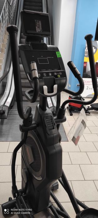 Орбітрек
VIGOR E15