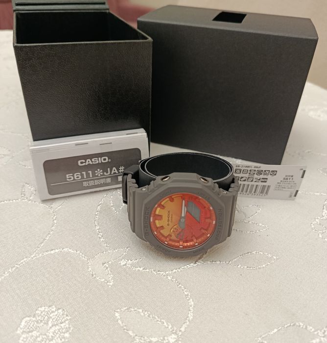 Годинник Casio G-Shock GA-2100FL-8A Новий Оригінал