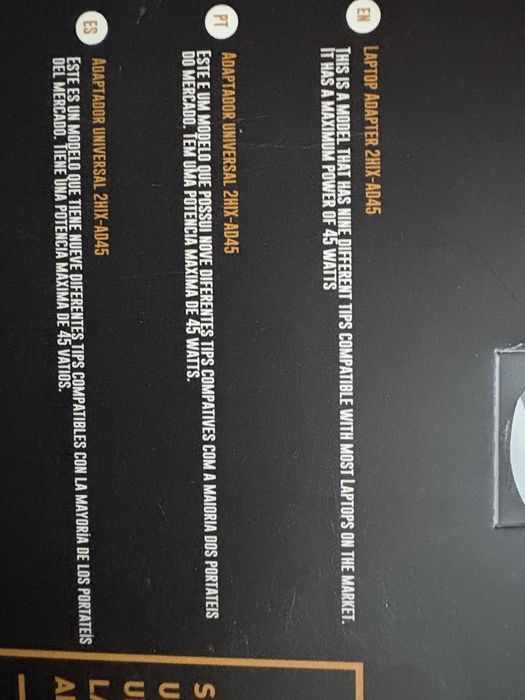 2HIX Smart Universal Adapter / Adaptador universal computador Portátil