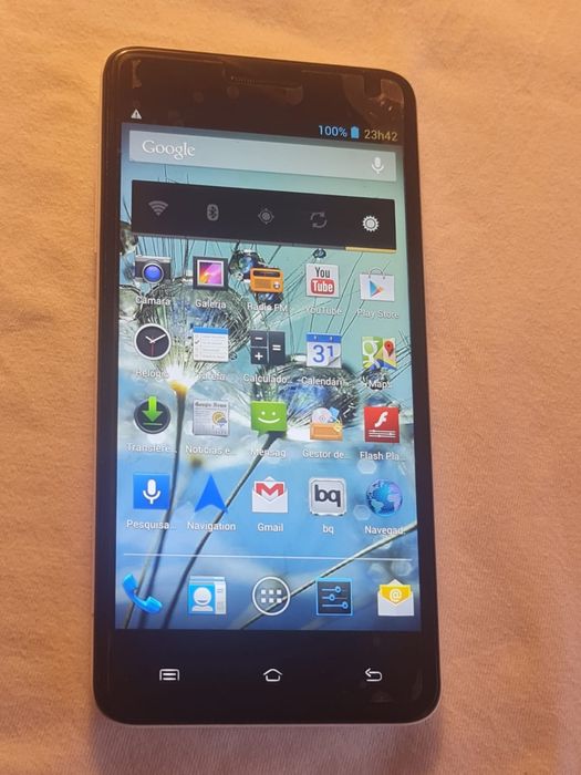 BQ Aquaris dois cartões