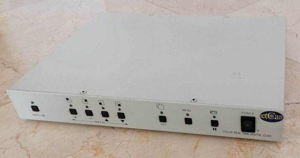 Vendo Quadrilizador + 4 câmaras CCTV - OFEREÇO monitor+placa pci