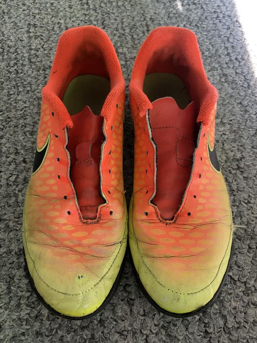 Turfy  halówki chłopięce sportowe nike