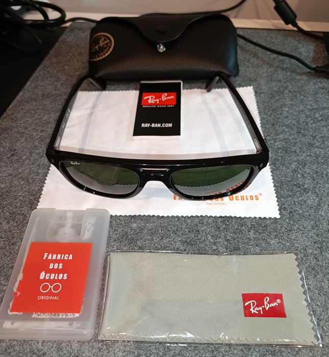 Ray-Ban com lentes de vidro