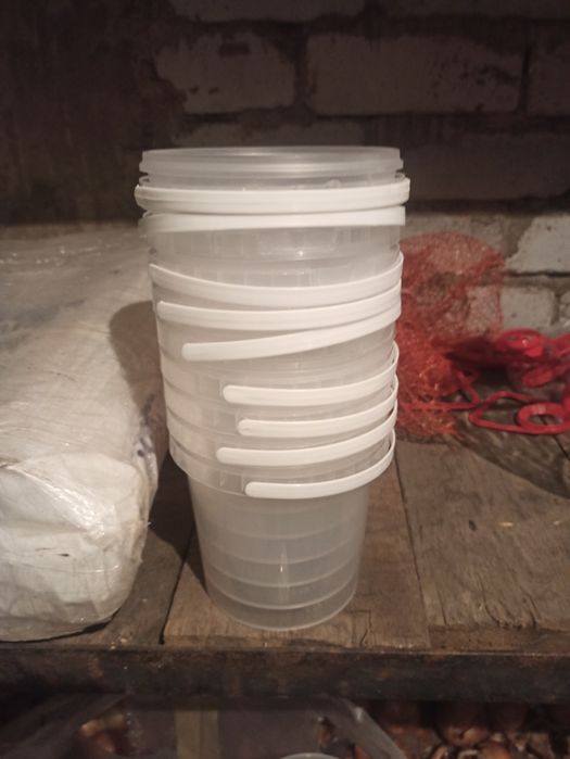 Ведро бутылка пластиковая