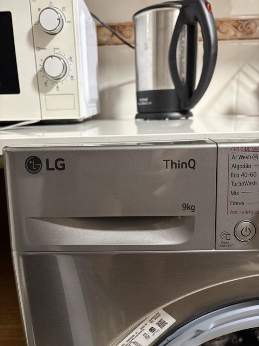 Máquina de lavar a roupa LG