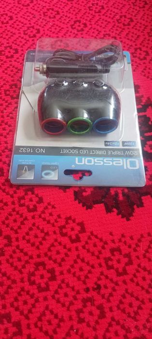 трійник до автомобіля