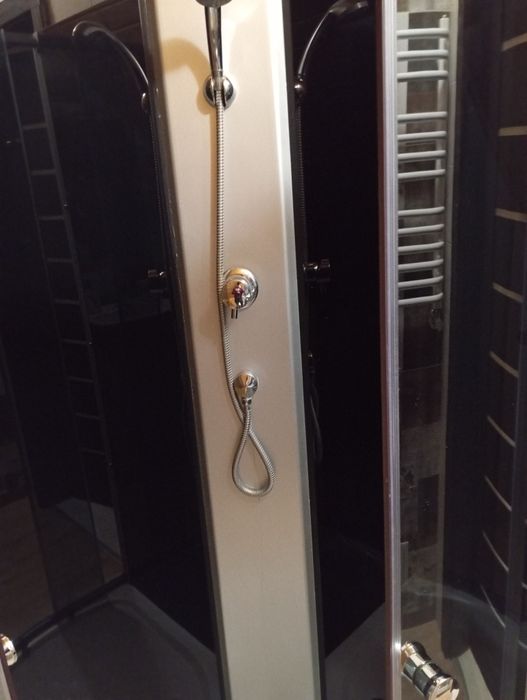 Відпочинок в Карпатах. Котедж поблизу Буковеля. Будинок в горах.