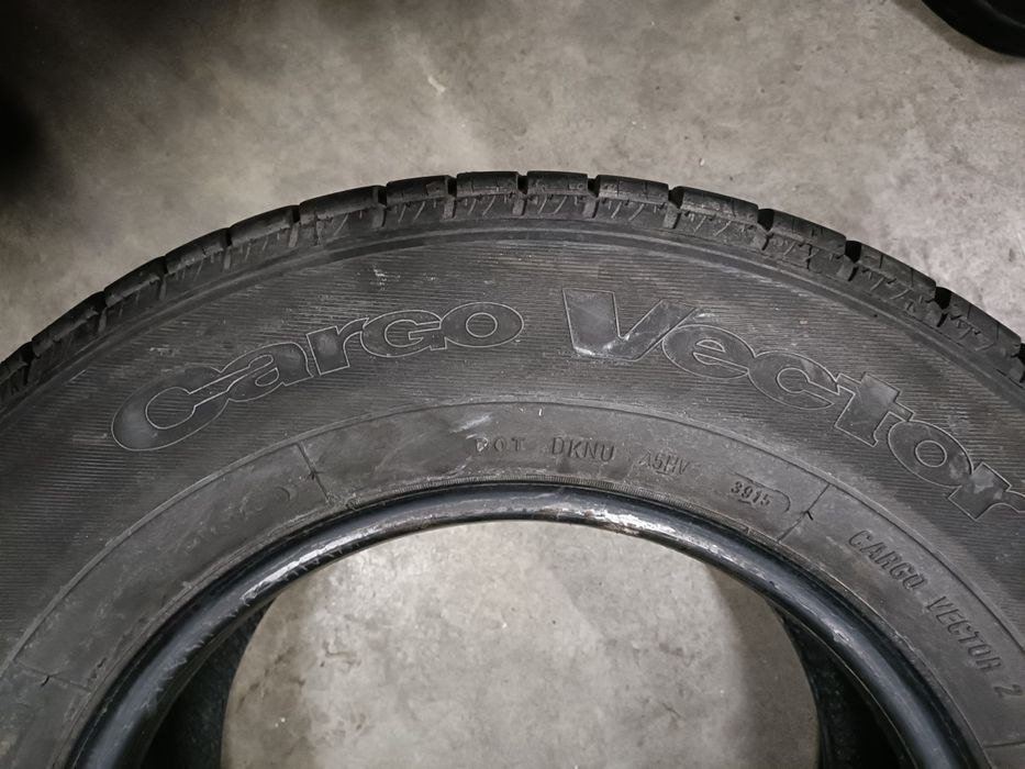 Opony zimowe Goodyear Cargo Vector 2 225/70R15C 112/110R