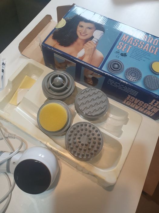 Masażer na podczerwien