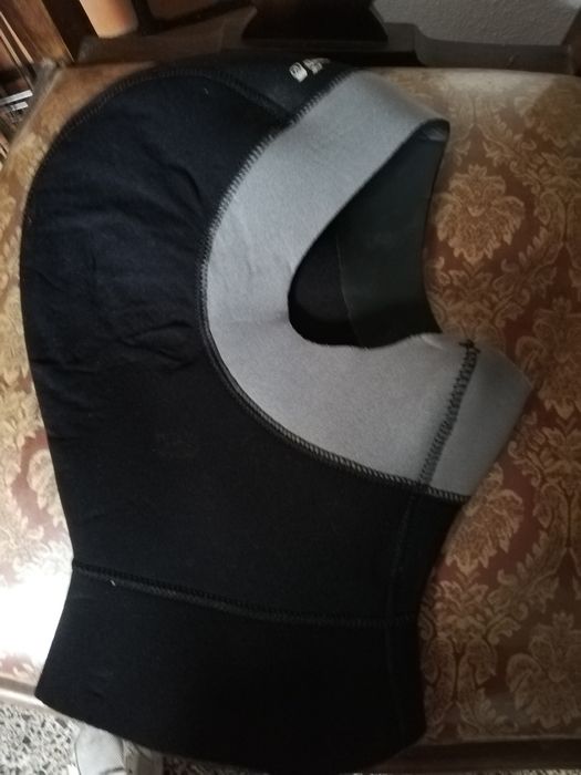 Passa montanhas em neoprene.64284033076993122