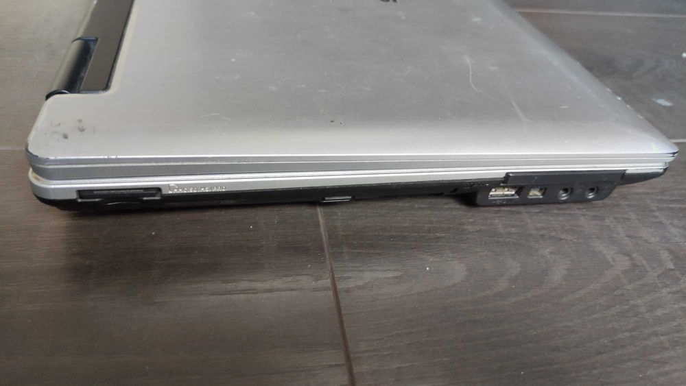 Б.у. ноутбук "печатная машинка" Asus A8SR 14"