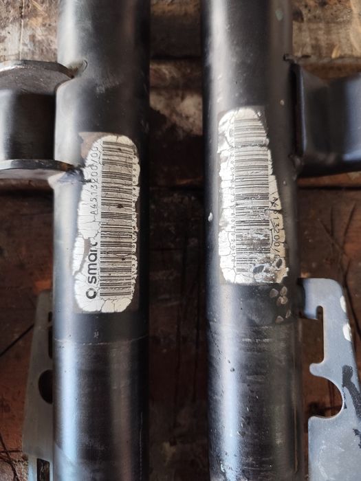 Par Amortecedores dianteiros para Smart fortwo 451