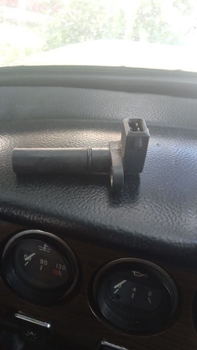 Датчик коленвала Ford