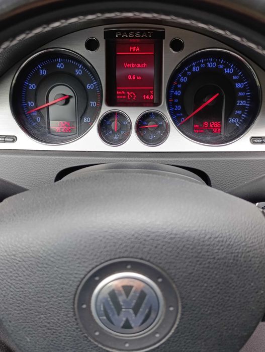 Volkswagen Passat b6 benzyna 2008r