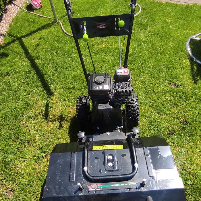 Zamiatarka/Odśnieżarka . NAC