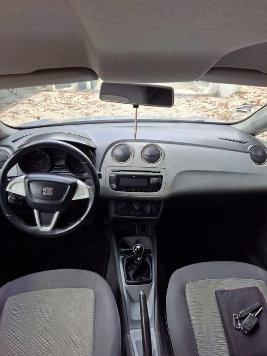 SEAT Ibiza — fotografia 8