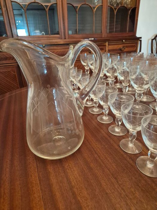 Serviço de Cristal Vintage – Padrão Geométrico Lapidado