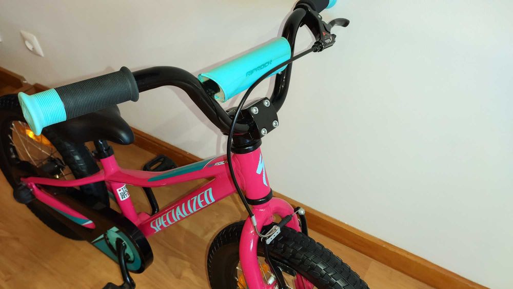 Bicicleta Specialized Riprock 16 (3-6+ anos)