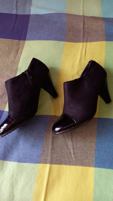 Продам ботінки. Ботинки женские, сапоги 38 39