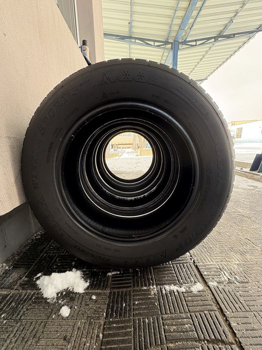 2x opony zimowe 215/65 r17 dunlop