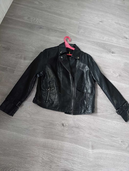 Косуха жіноча нова