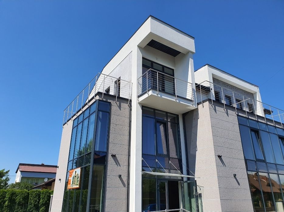 Balustrady ze stali nierdzewnej, malowane i inne.