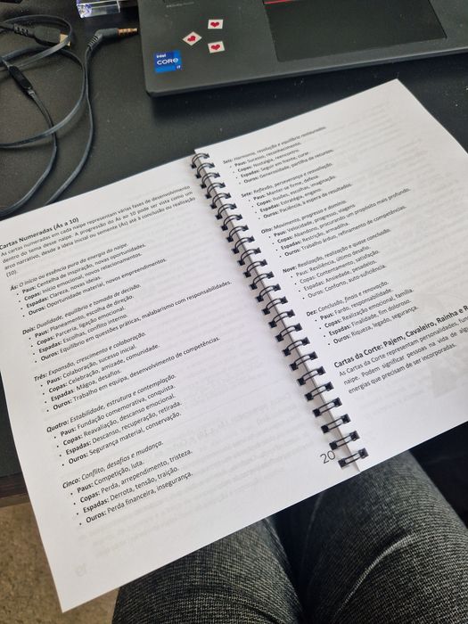 Apostilha Desafio de tarot 33 dias