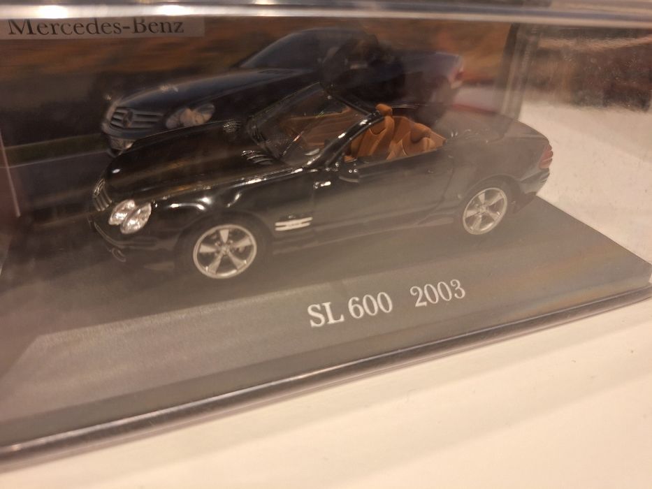 DeAgostini  Mercedes 190E 2.3 - 16 Senna i inne [1/43]