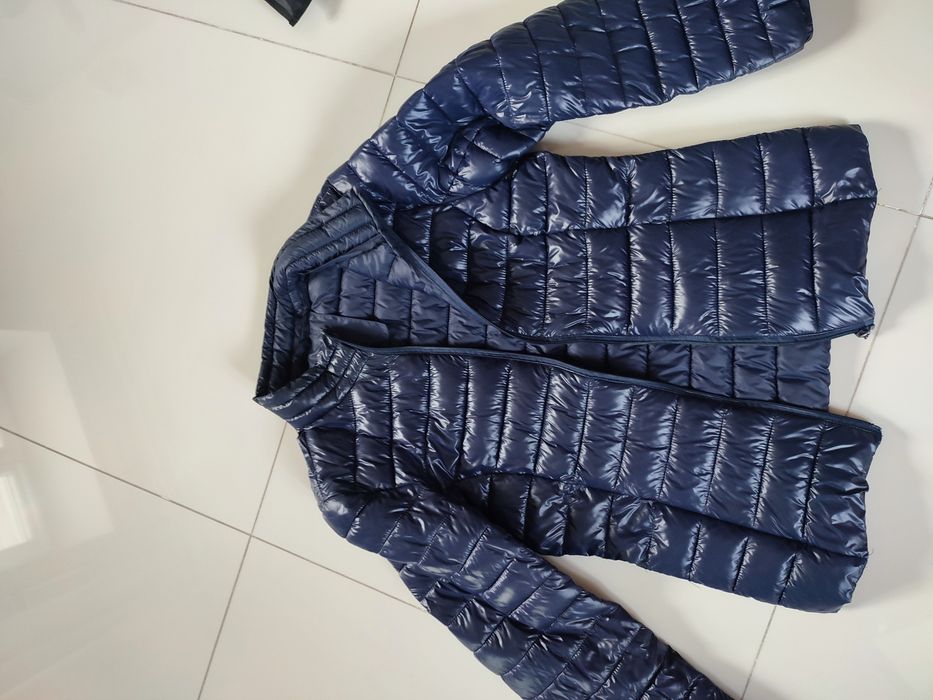 Kurtka pikowana  rozmiar M kolor granatowy stan idealny jak nowa