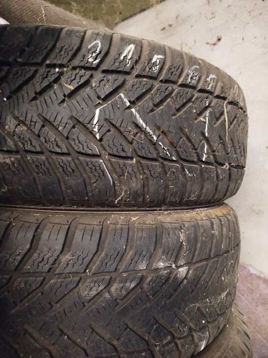 Opony zimowe 215/65 R16