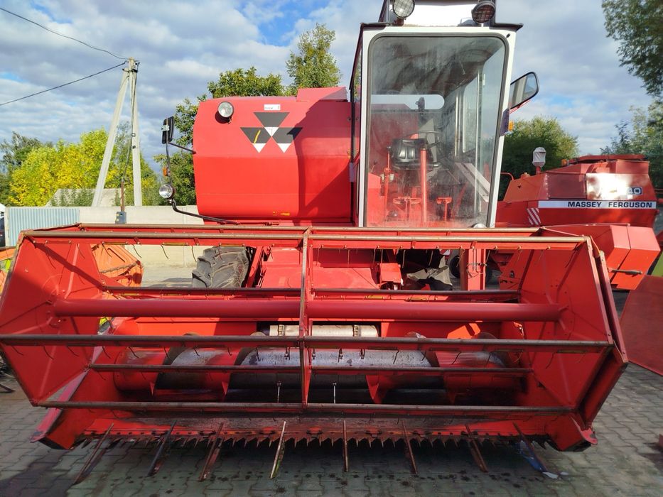 Комбайн Массей Фергюсон 20. Massey Ferguson 20