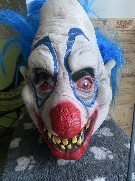 Маска страшного клоуна