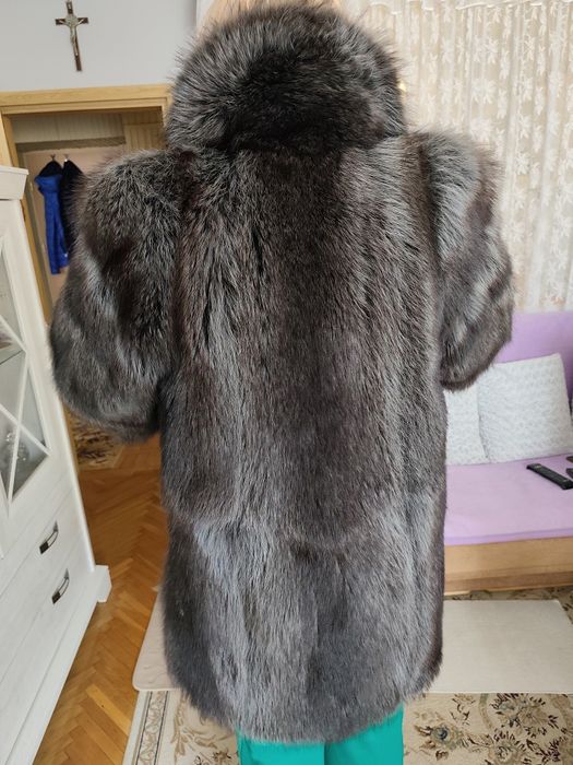 Futro lisy  w kolano