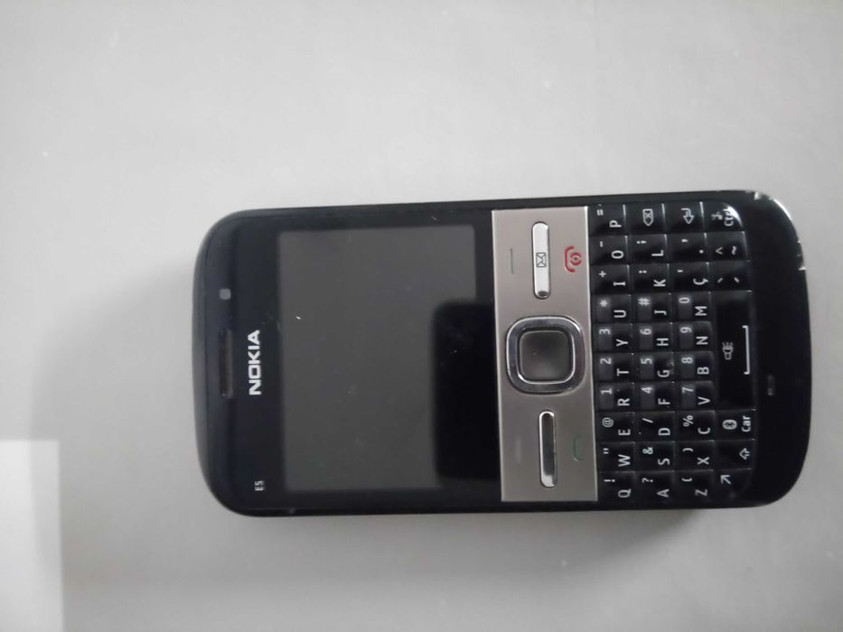 Nokia E5 in impeccable condition63825790882179122