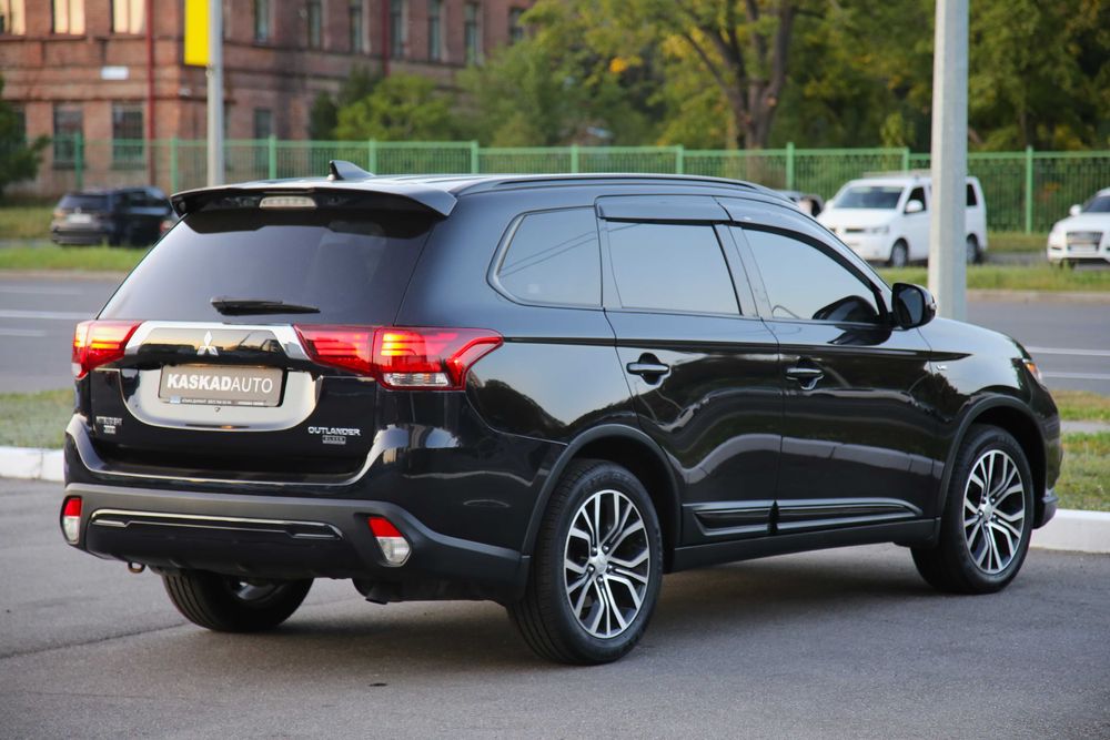 Mitsubishi Outlander 2018