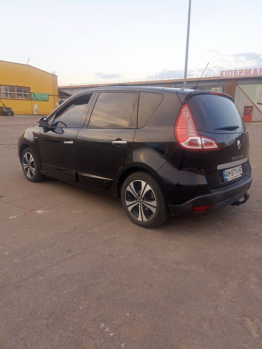 Renault Scenic 2011