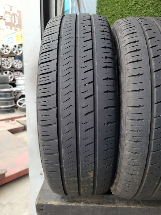 Hankook Radial RA28e 205/65 R16c