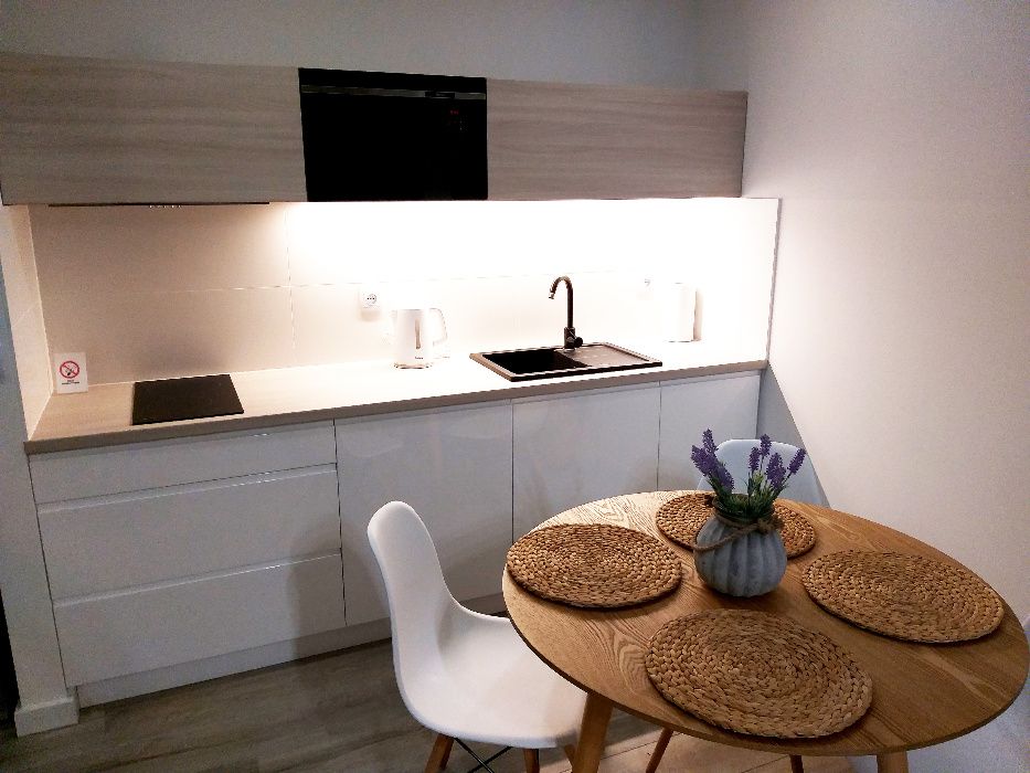 Apartament Rewal / 2 pokoje / 30 m. do morza / z widokiem na morze