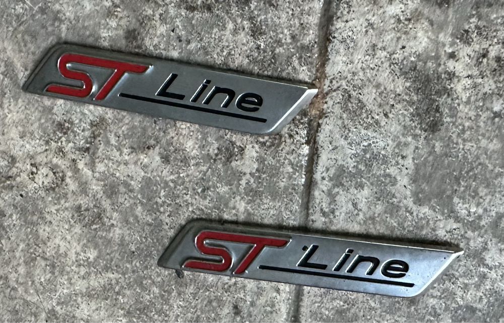 Ford Kuga frente em fibra radiadores farois farol otica centralina st