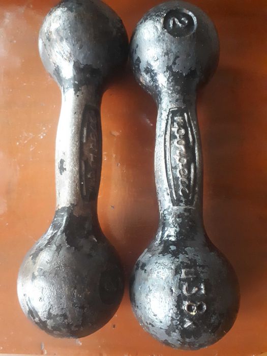 Продається штанга та гантелі