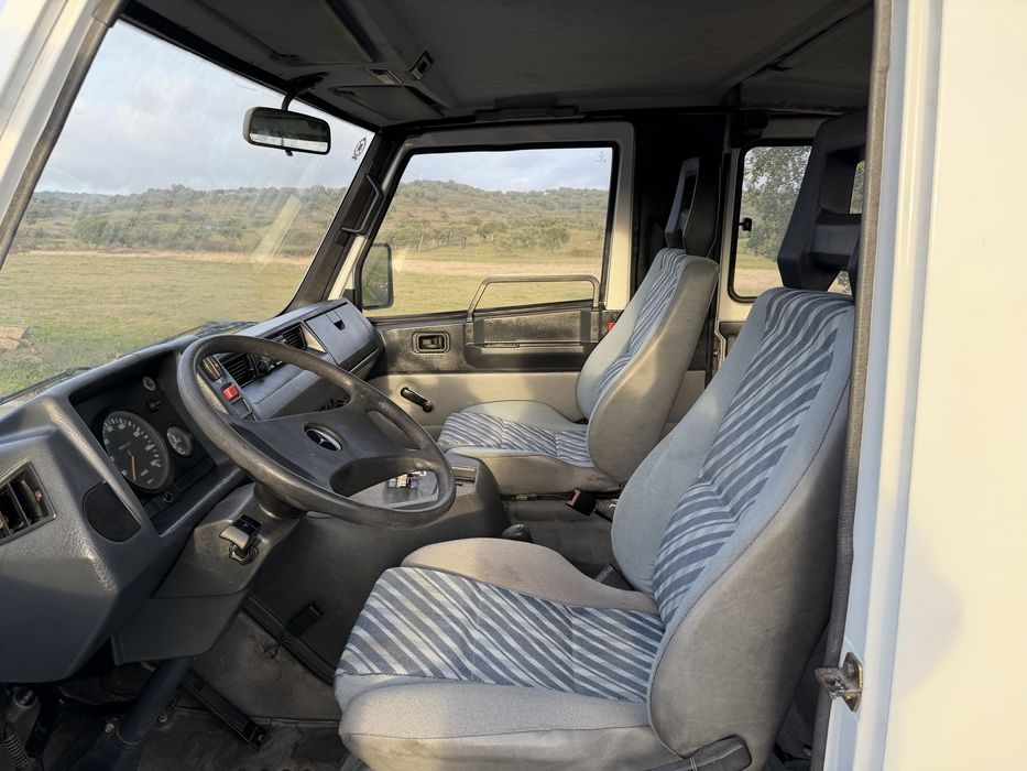 Mercedes MB 100  certificada ACP Clássicos