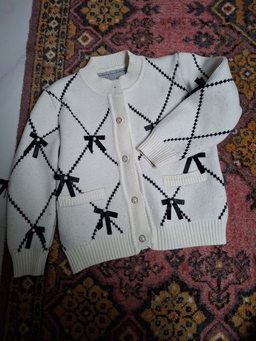 Куртки, кофти , костюми дитячі