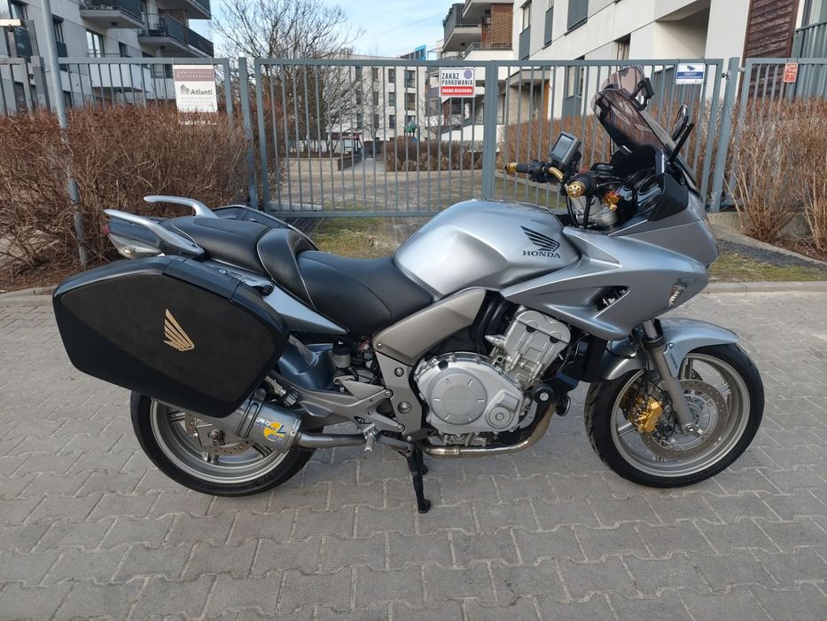 Honda CBF Honda CBF 1000*ABS*TUV/ASO*Navi*LeoVince*Kiera*Kufry*Olejarka