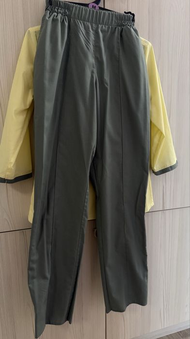 Хірургічний костюм жіночий