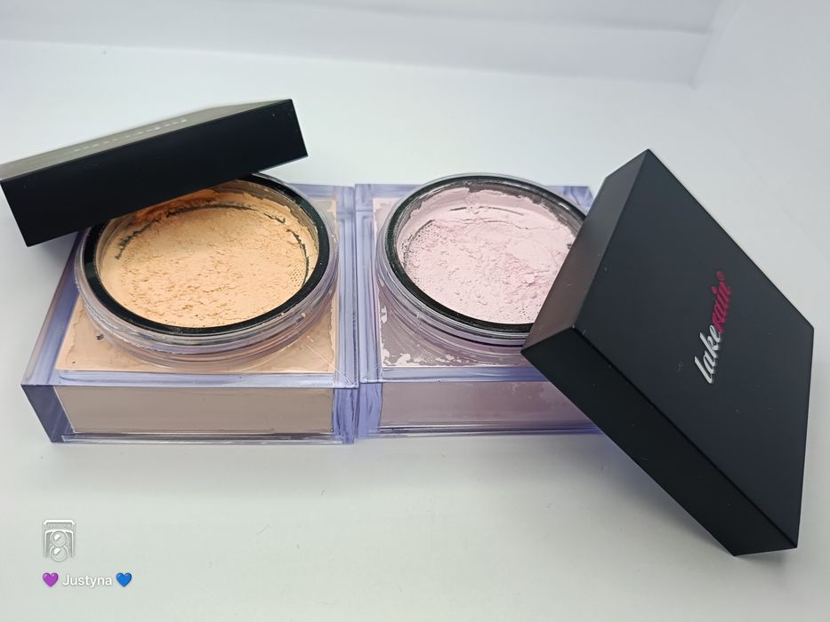 Nowy puder do twarzy - jak Huda