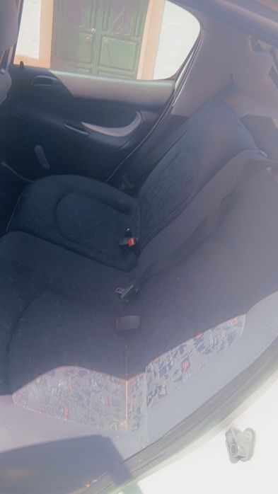 Peugeot 206 1.9d  2001