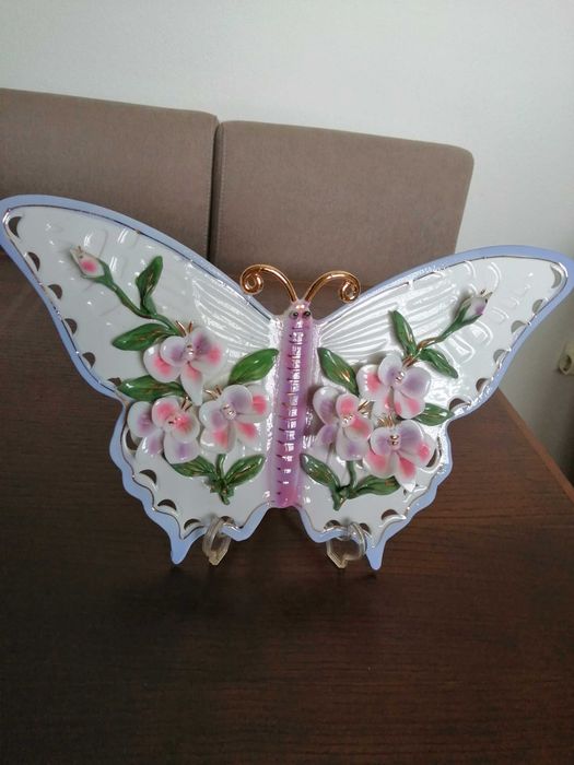 Tacinha Alemã/Boneca Sri Lanka/Gazela/ Borboleta